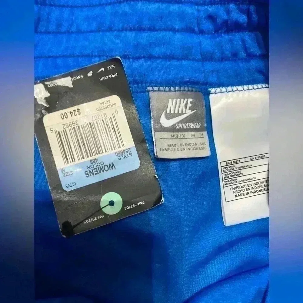Nike Womens Running Shorts, Size M, NWT